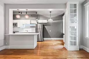 3 Crawford St, Cambridge, MA 02139 - Photo 8
