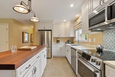 571 Northfield Rd, Lunenburg, MA 01462 - Photo 14
