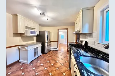 85 Alba Rd, Wellesley, MA 02481 - Photo 4