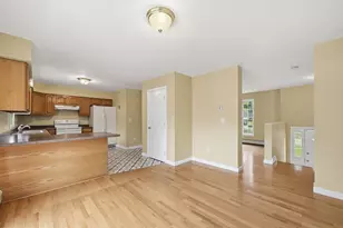 6 White Birch Dr, Worcester, MA 01602 - Photo 8