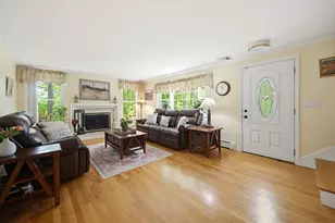 77 Oxbow Dr, Wrentham, MA 02093 - Photo 14