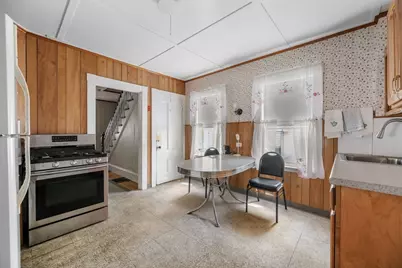 17 Heywood Ave, Melrose, MA 02176 - Photo 12