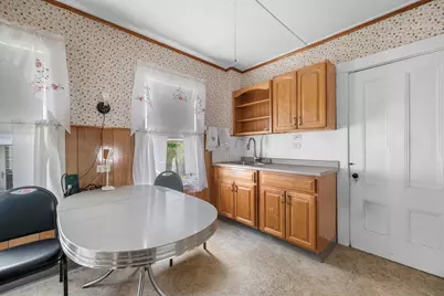 17 Heywood Ave, Melrose, MA 02176 - Photo 14