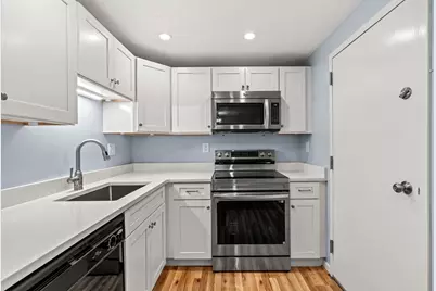 189 Littleton Rd #7, Chelmsford, MA 01824 - Photo 2