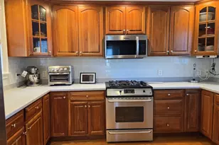 25 Waldeck Rd, Milton, MA 02186 - Photo 10