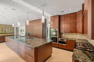 17 Edge Hill Rd, Newton, MA 02467 - Photo 8