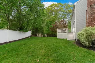 10 Heritage Ln, Cohasset, MA 02025 - Photo 34