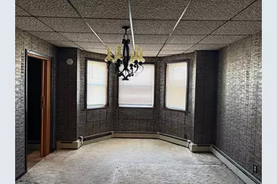 855 Saratoga St, Boston, MA 02128 - Photo 10