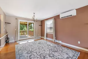24 Hickory St, Agawam, MA 01030 - Photo 18