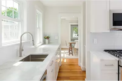 30 Newport St #2, Arlington, MA 02476 - Photo 2
