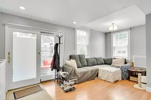 548 High St, Medford, MA 02155 - Photo 2