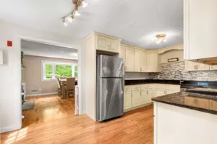 186 Pleasant St, Millis, MA 02054 - Photo 10