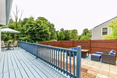 186 Pleasant St, Millis, MA 02054 - Photo 4