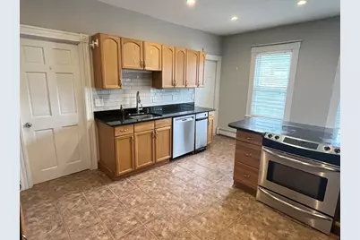 154 Fellsway West #3, Medford, MA 02155 - Photo 4