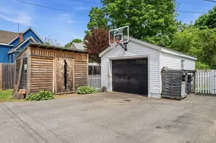 10 S Webster St, Haverhill, MA 01835 - Photo 4