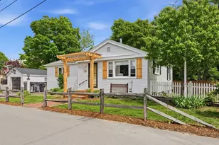 10 S Webster St, Haverhill, MA 01835 - Photo 2