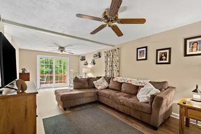 82 H Foote Rd, Charlton, MA 01507 - Photo 16
