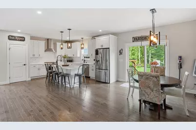 193 Tess Abigail Lane, Swansea, MA 02777 - Photo 6