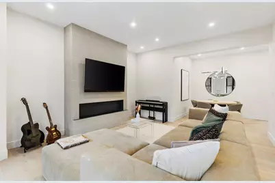 382 Commonwealth Ave #Apt 24, Boston, MA 02215 - Photo 6