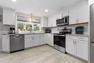 9 Cole Ave, Gloucester, MA 01930 - Photo 10