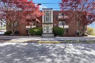 48 N Emerson St, Wakefield, MA 01880 - Photo 22