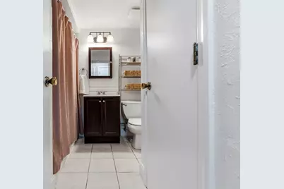 48 N Emerson St #1, Wakefield, MA 01880 - Photo 6
