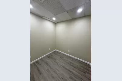 1036 Chicopee St, Chicopee, MA 01013 - Photo 4