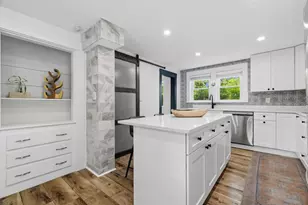 12 Lakeview Ave, Reading, MA 01867 - Photo 12