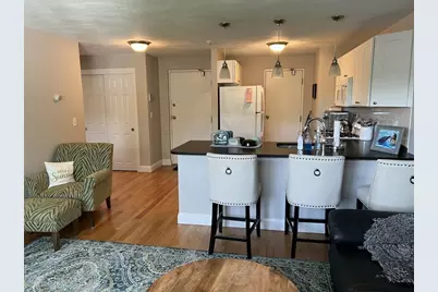 559 Willard Street #6, Quincy, MA 02170 - Photo 2