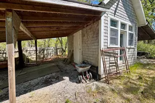 299 Daggett Ave, Tisbury, MA 02568 - Photo 16