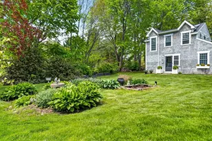 16 Prospect St, Dartmouth, MA 02748 - Photo 22