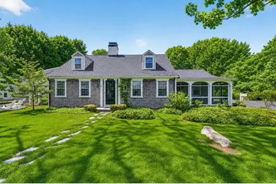 16 Prospect Street, Dartmouth, MA 02748 - Photo 2