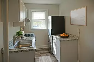 95 Adams St, Waltham, MA 02453 - Photo 2