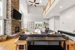 14 Amber Dr, Wrentham, MA 02093 - Photo 8