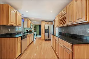 32 Mohill Ave, Swansea, MA 02777 - Photo 22