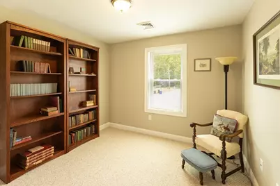 1066 Spencer, Fall River, MA 02721 - Photo 10