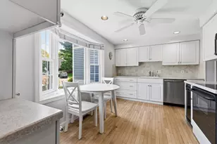27 Fairway Cir, Natick, MA 01760 - Photo 2