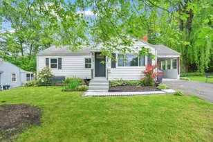 179 Knollwood St, Springfield, MA 01104 - Photo 1