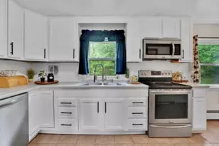179 Knollwood St, Springfield, MA 01104 - Photo 18