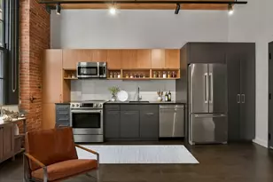 319 A St, Boston, MA 02210 - Photo 10