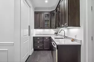 75 A Goddard Ave, Brookline, MA 02445 - Photo 12