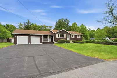 20 Freeman Rd, Chelmsford, MA 01824 - Photo 2