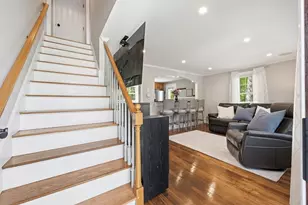 24 Pleasant St, Chelmsford, MA 01824 - Photo 18