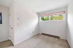 401 Fairway Village, Northampton, MA 01053 - Photo 24