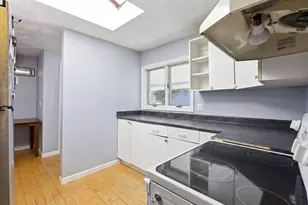 17 West St, Brockton, MA 02301 - Photo 6