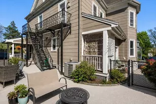 28 Oliver St, Watertown, MA 02472 - Photo 22