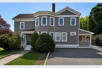 28 Oliver St, Watertown, MA 02472 - Photo 2