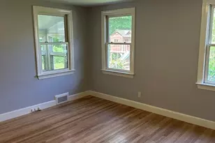 34 Strawberry Hill St, Dover, MA 02030 - Photo 6
