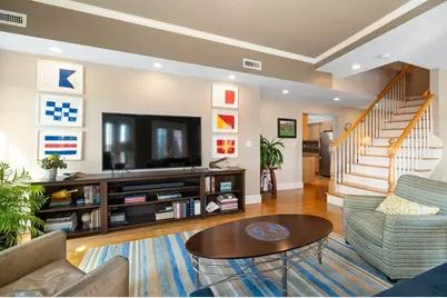 196 Main Street #Unit 2, Gloucester, MA 01930 - Photo 4