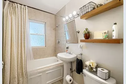 80 Westmoreland St #2, Boston, MA 02124 - Photo 14